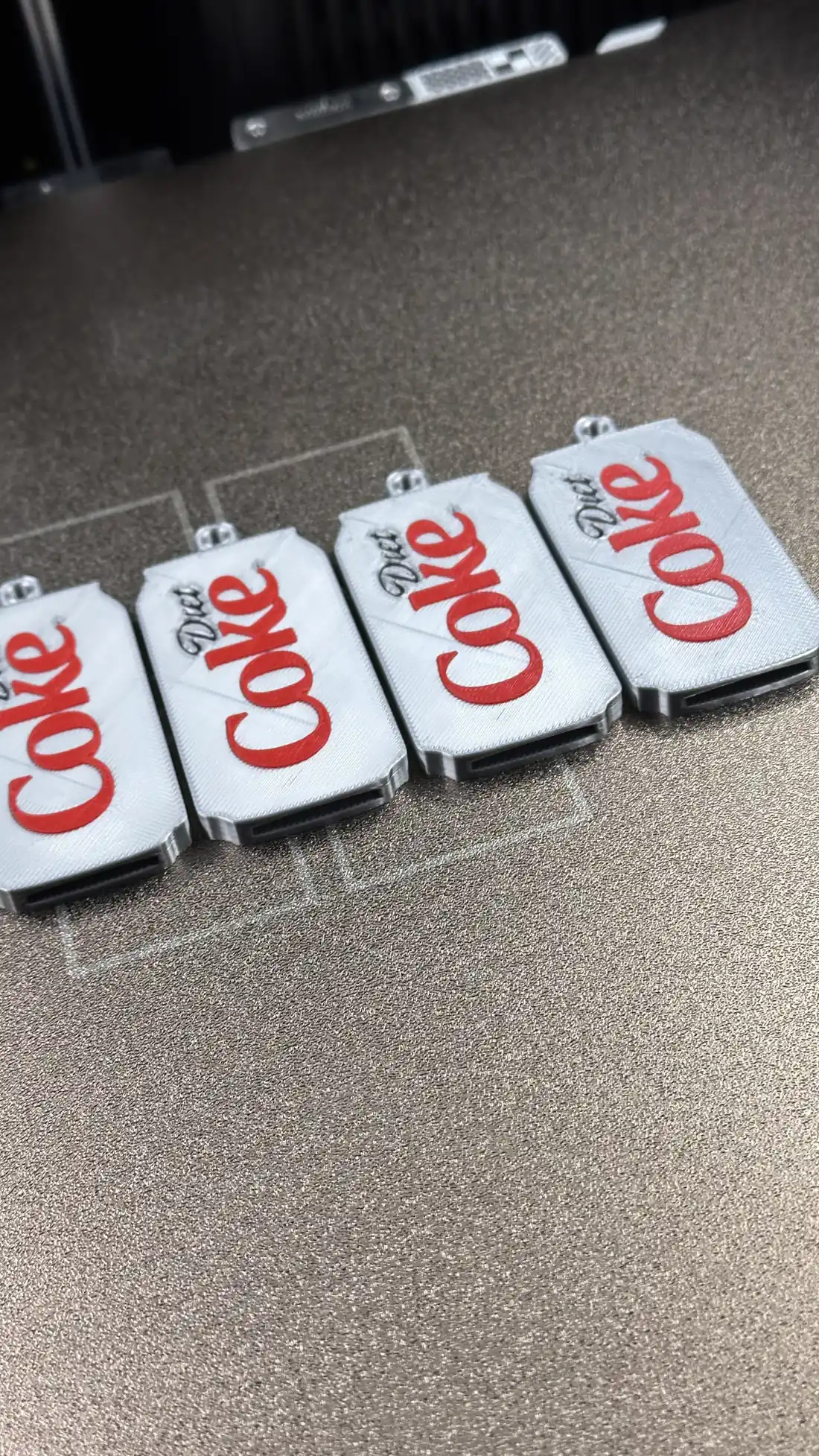 Llaveros personalizados estilo lata retro